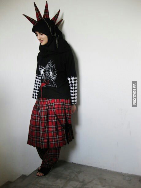Muslim-Punk-Girl.jpg image