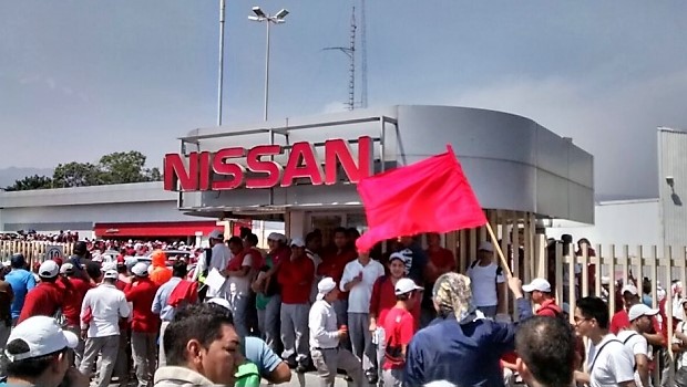 huelga-nissa-cuernavaca-alberto-buitre